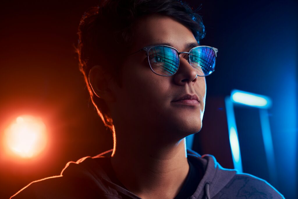 Pourquoi envisager des lunettes anti-lumière bleue en jouant aux casinos en ligne comme Legiano