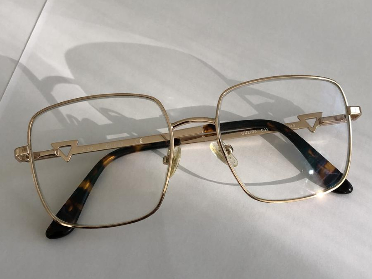 Lunette Guess de vue dorée femme