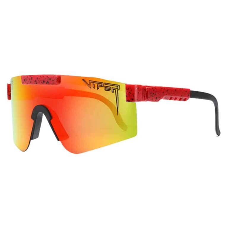 Lunettes Viper The Hot Shot Polarized portées en plein air pour un style audacieux et sportif